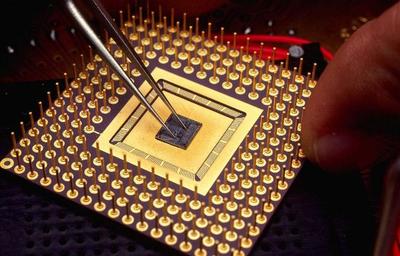 深入解析MC14066BDR2G四路模擬開關(guān)集成電路的設(shè)計(jì)與應(yīng)用